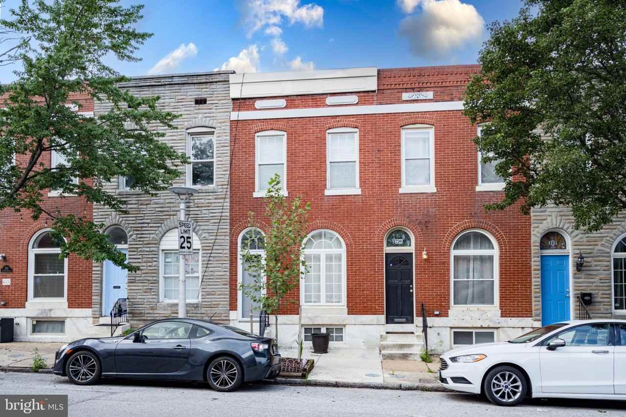 226 S East Ave - Photo 2 of 22