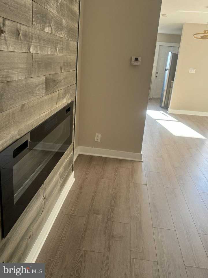 22 N Ellamont St - Photo 2 of 6