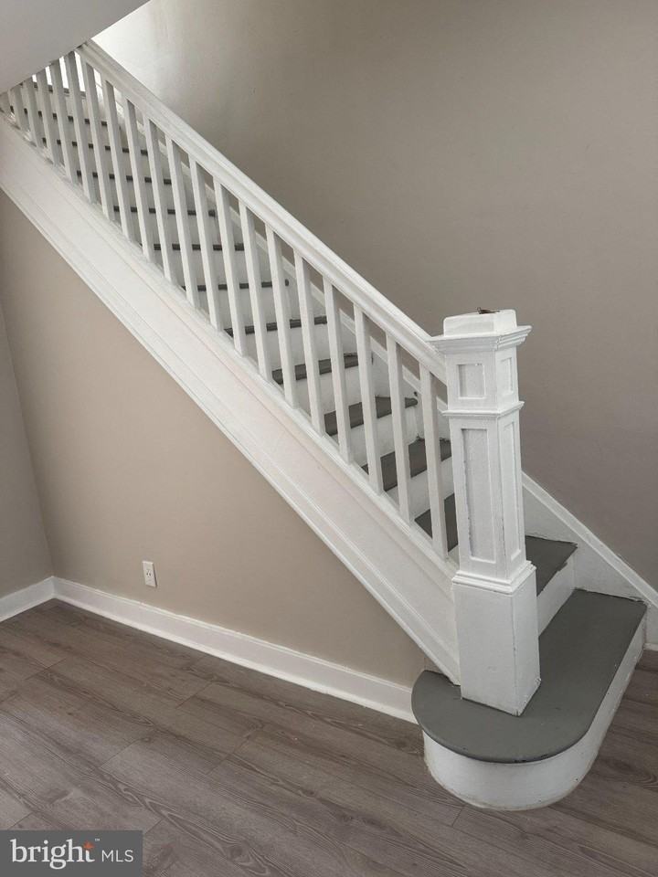 22 N Ellamont St - Photo 3 of 6