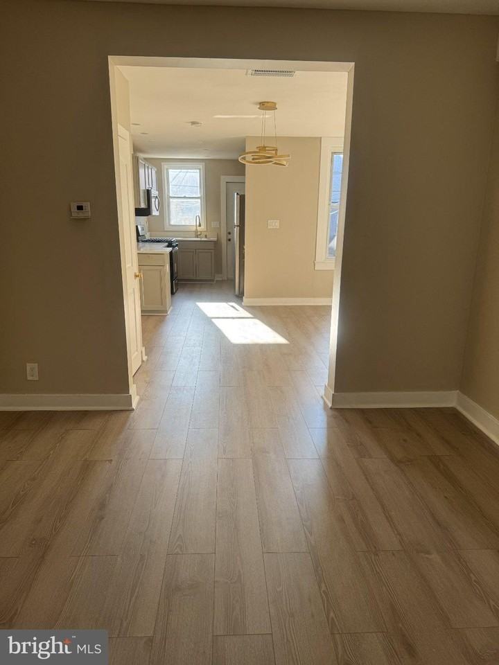 22 N Ellamont St - Photo 4 of 6