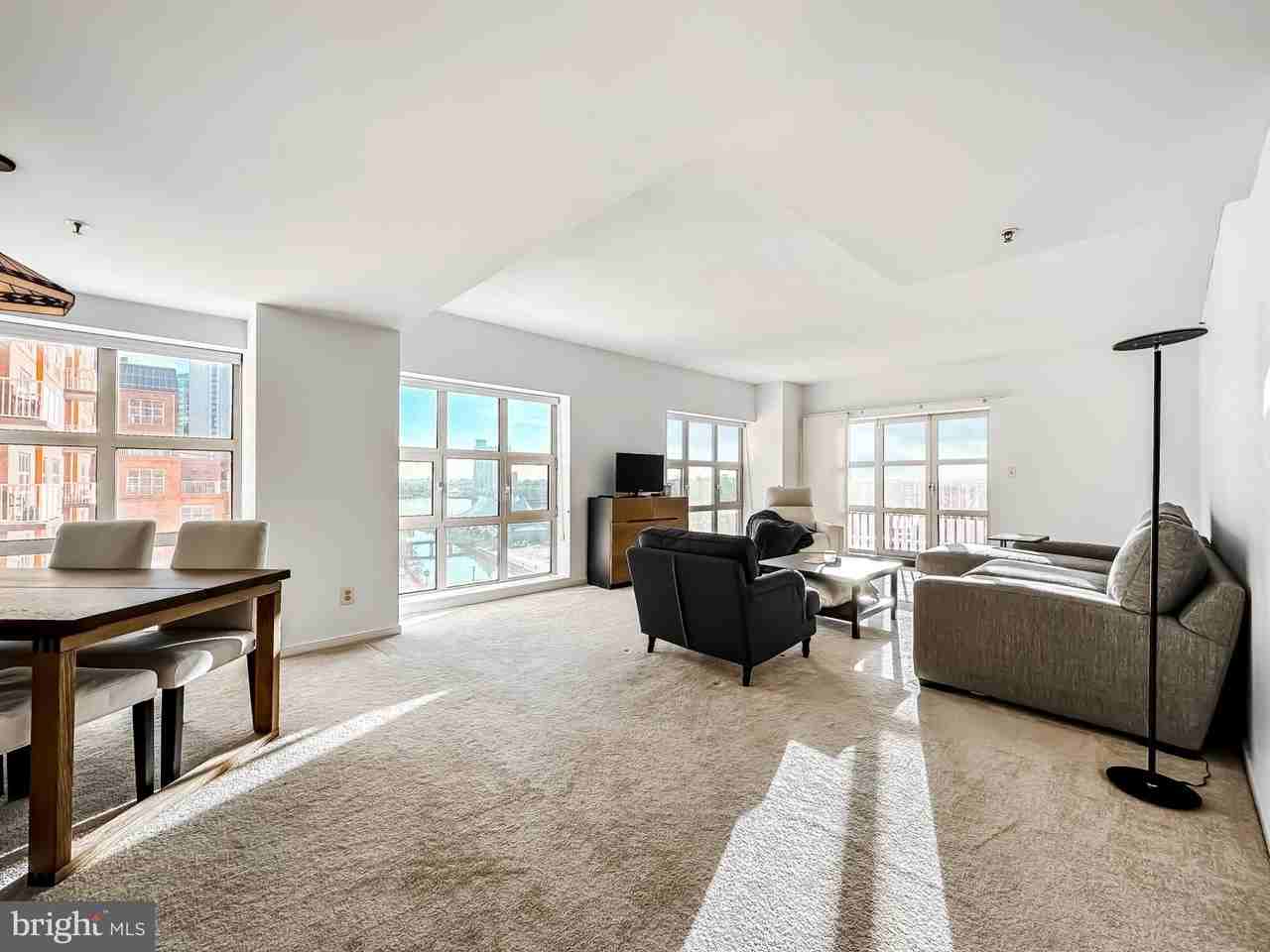 250 President St #702 - Photo 5 of 37
