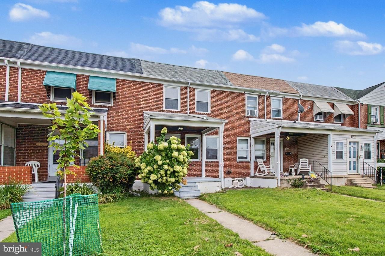 3443 Dunhaven Rd - Photo 3 of 41