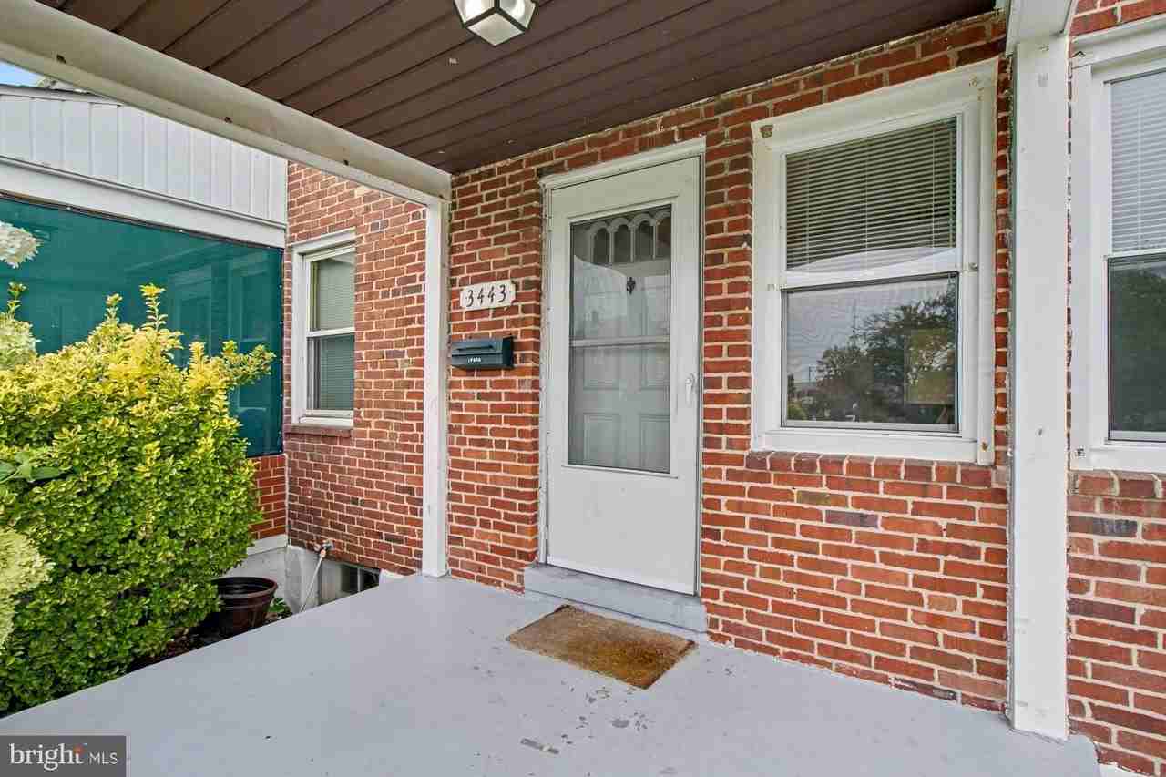 3443 Dunhaven Rd - Photo 4 of 41