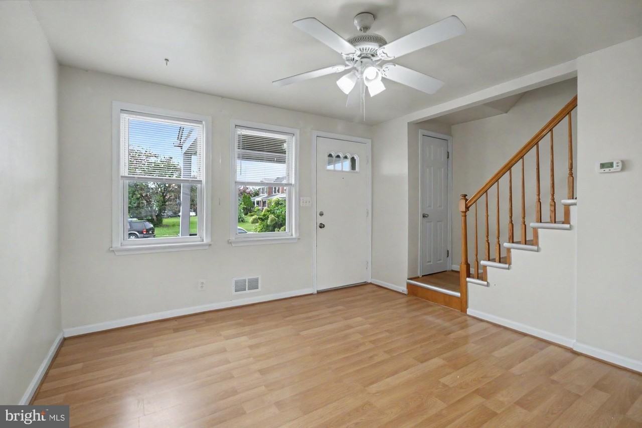 3443 Dunhaven Rd - Photo 7 of 41