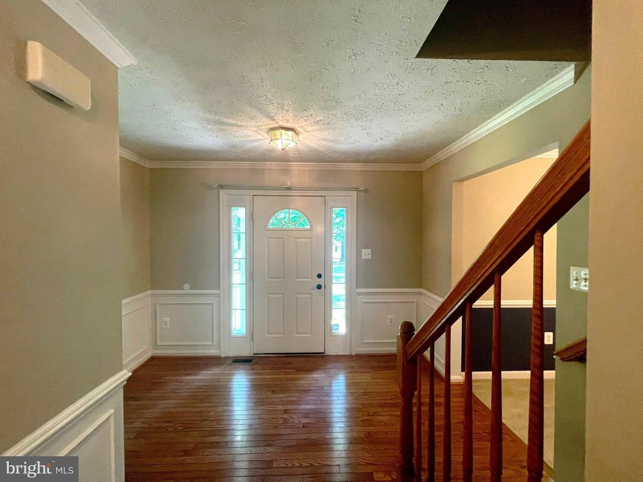 6775 Barney Dr - Photo 2 of 41