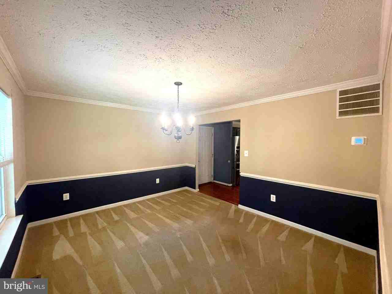 6775 Barney Dr - Photo 6 of 41