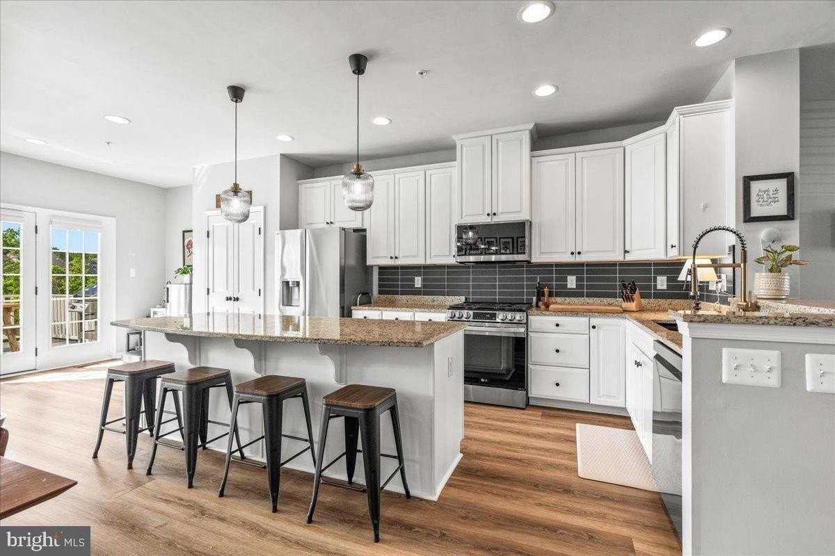 4532 Tinder Box Cir - Photo 4 of 33