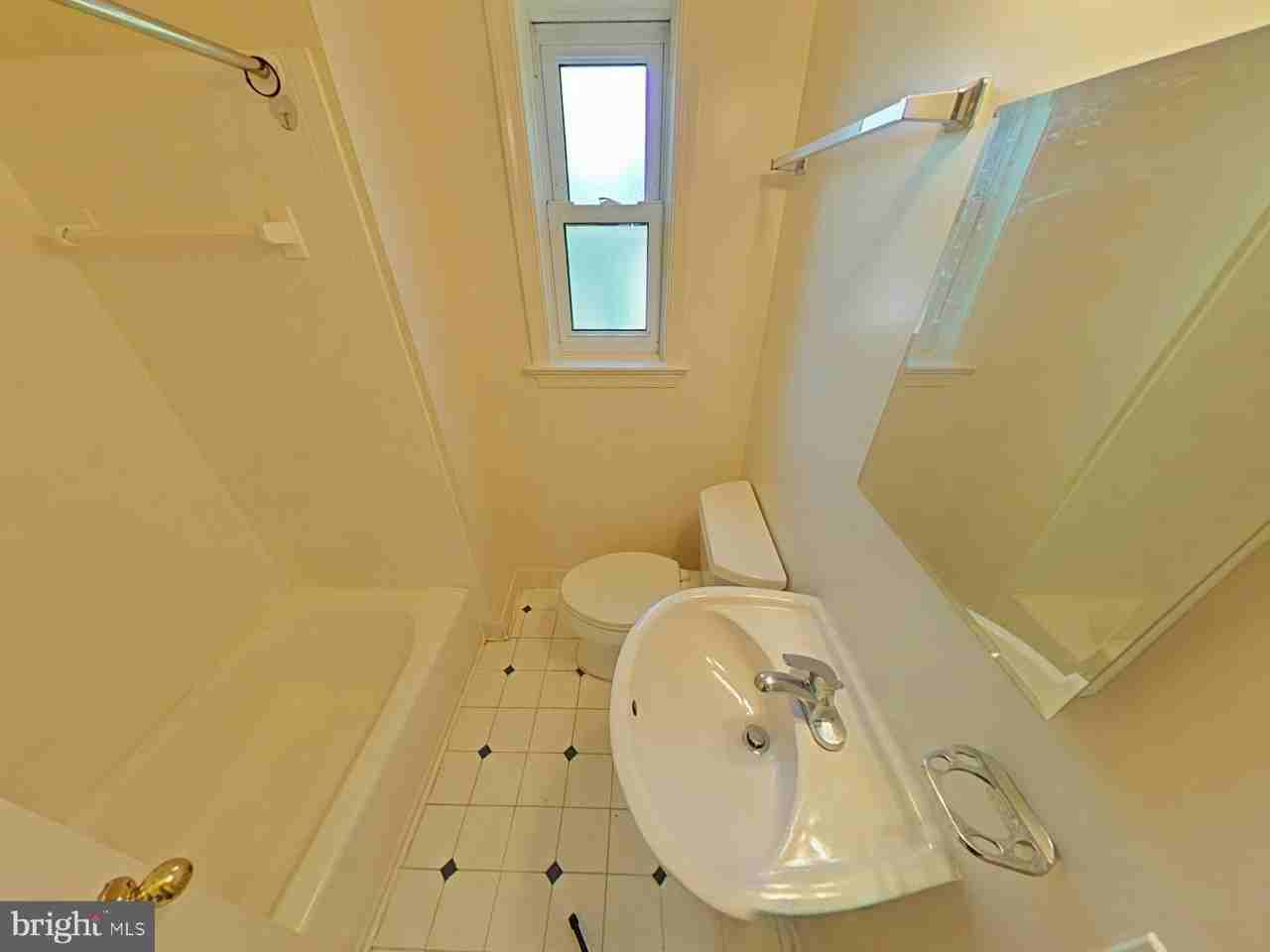 11902 Centerhill St - Photo 5 of 8