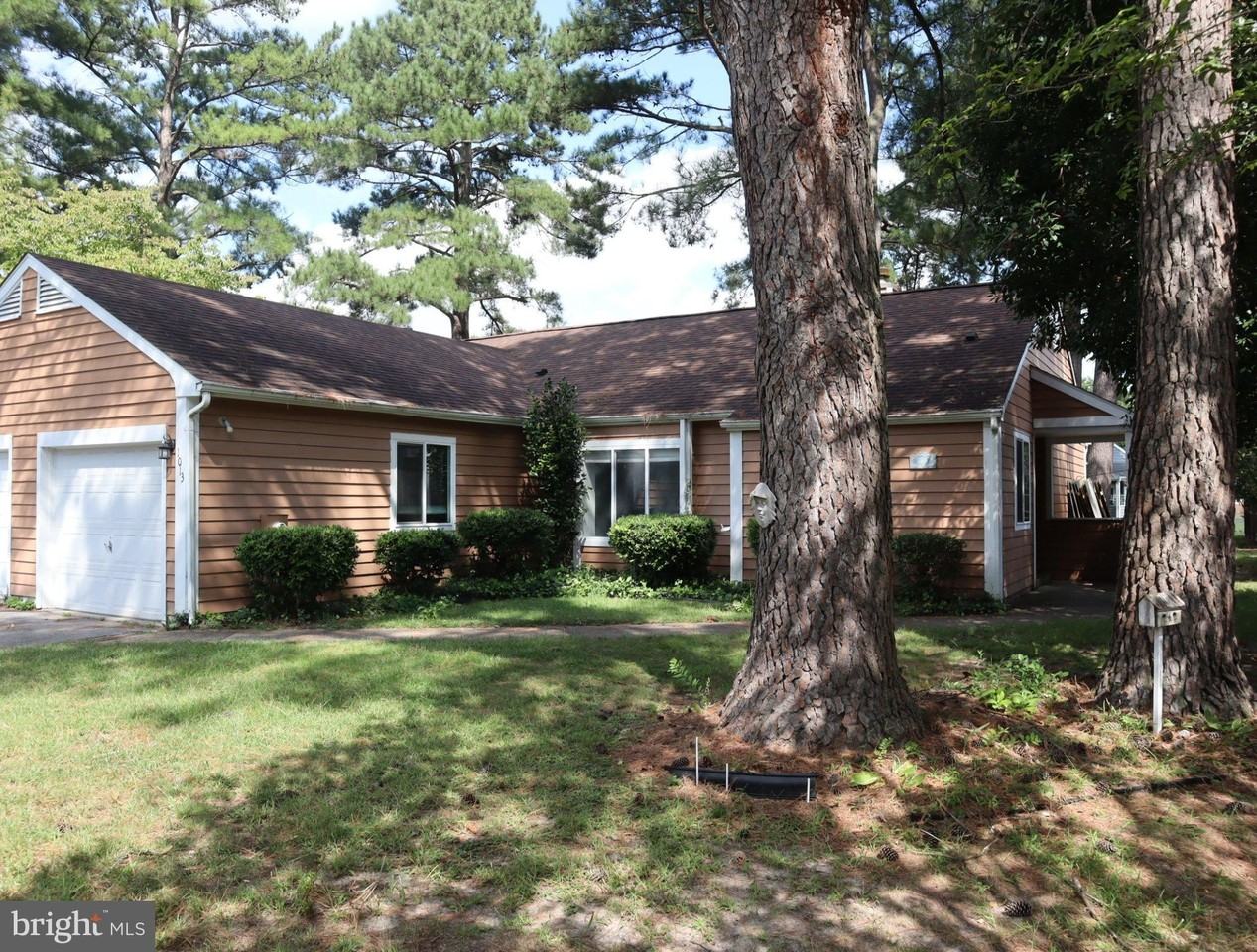 1013 Bayshore Ct