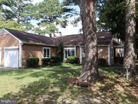 1013 Bayshore Ct - Photo 1 of 1