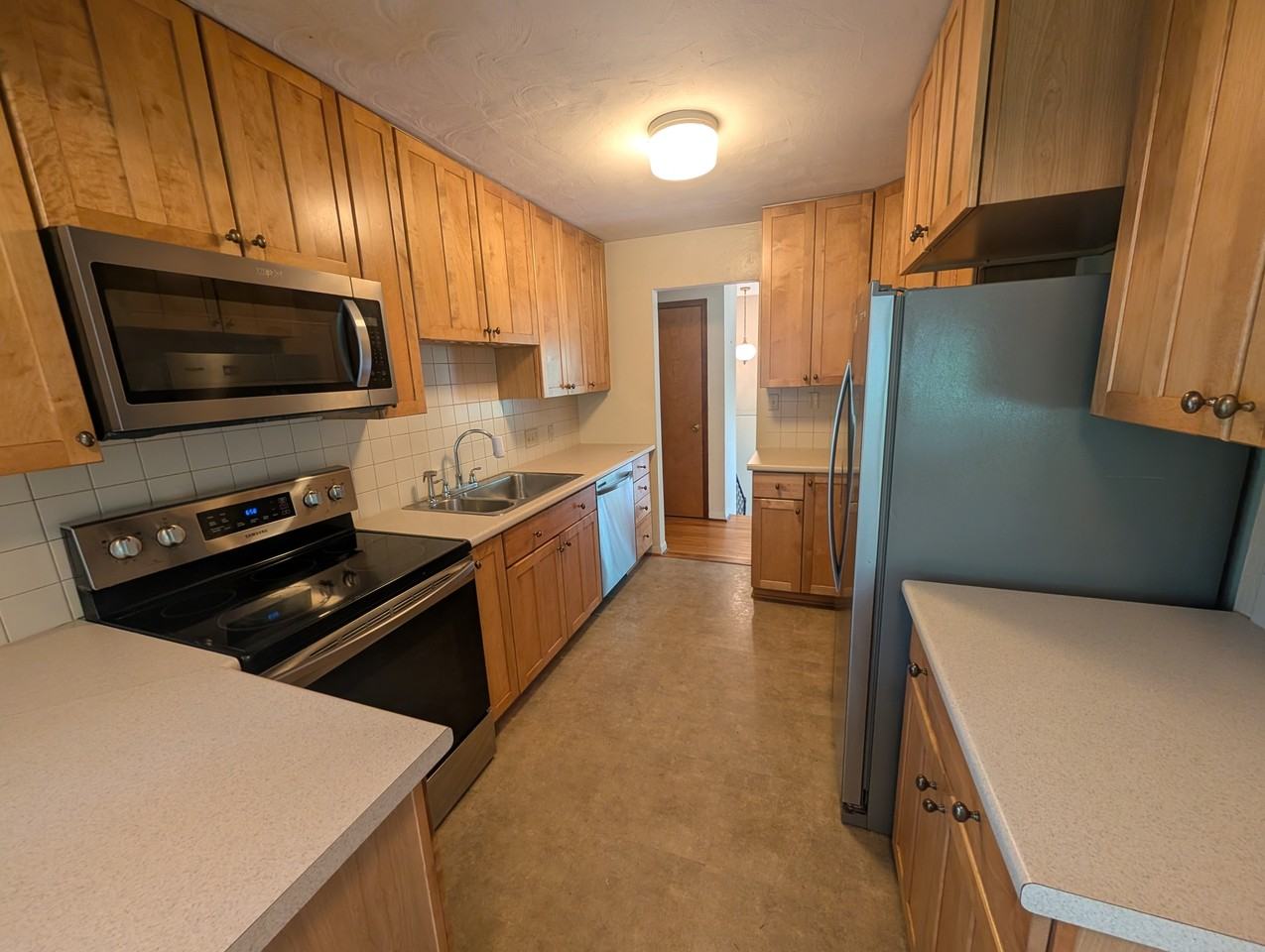 180 Lenor Dr #1UNIT - Photo 5 of 16