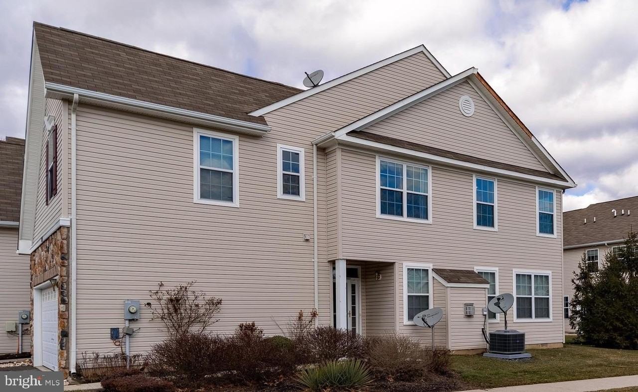 101 Haddon Ct - Photo 4 of 24