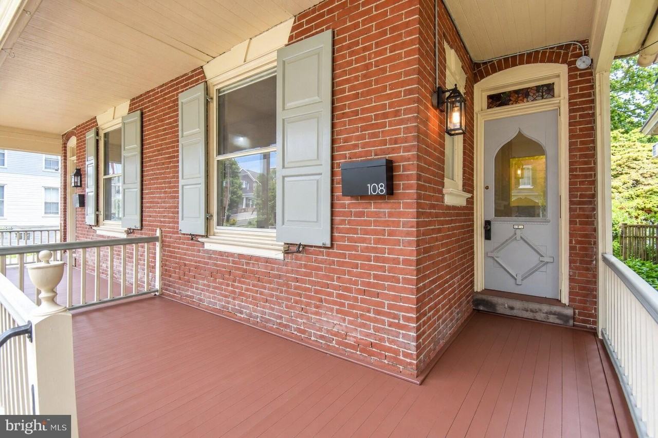108 Washington Ave - Photo 2 of 21