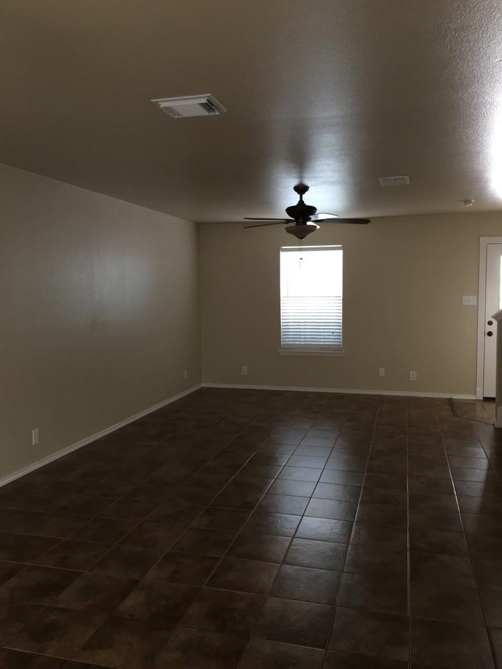 Burich 3103 Swallow Pointe Series LLC3103 Swallow Pointe #3103 - Photo 5 of 13