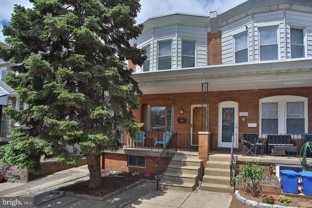207 Lauriston St - Photo 1 of 1