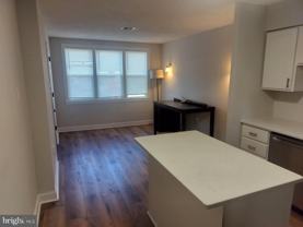 934 W Porter St #1 - Photo 1 of 1