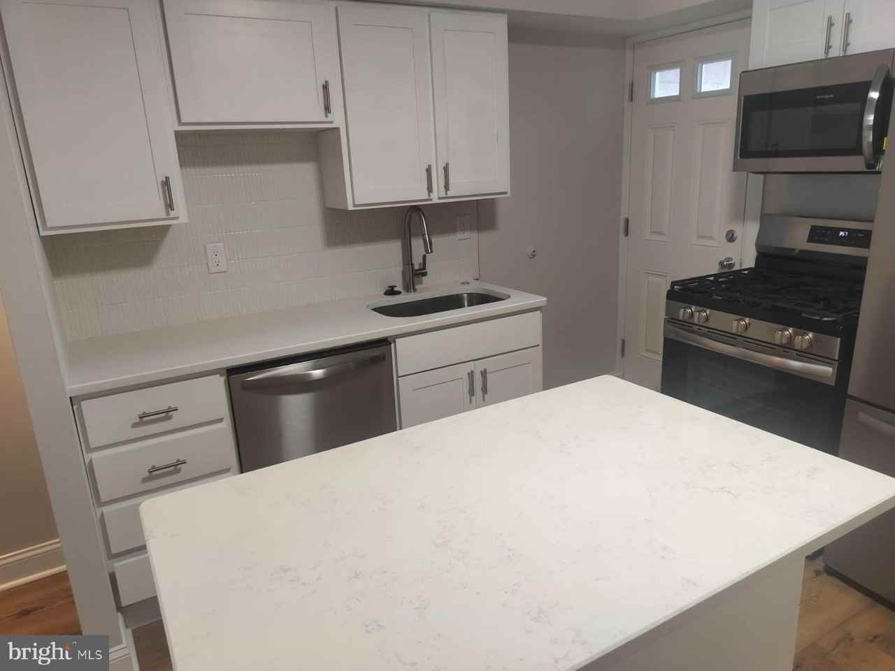 934 W Porter St #1 - Photo 4 of 15