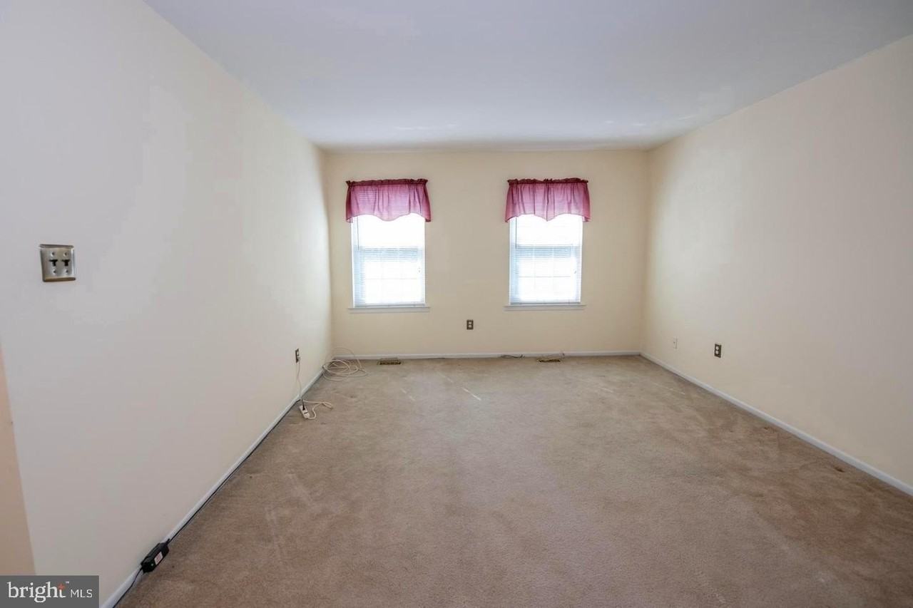 12074 Abby Rd #1 - Photo 4 of 18