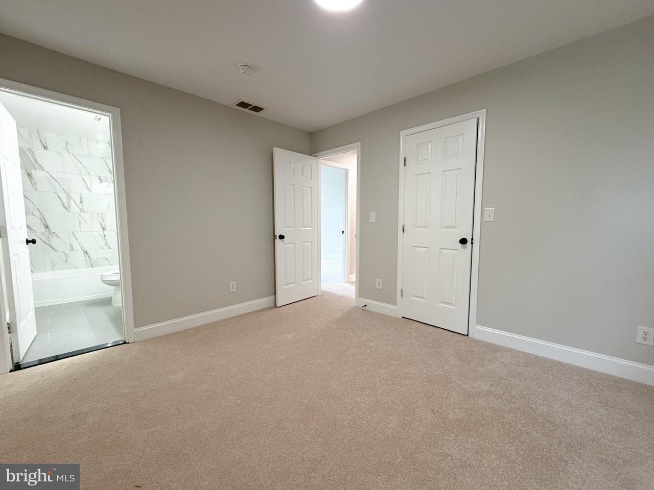 672 Ripplebrook Dr - Photo 6 of 22
