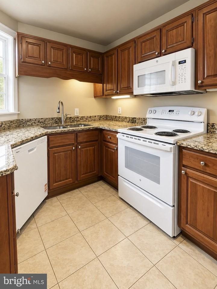 209-#3 HANOVER Street - Photo 4 of 15
