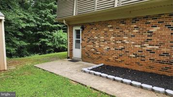 featured image of 7255 Moss Ln
