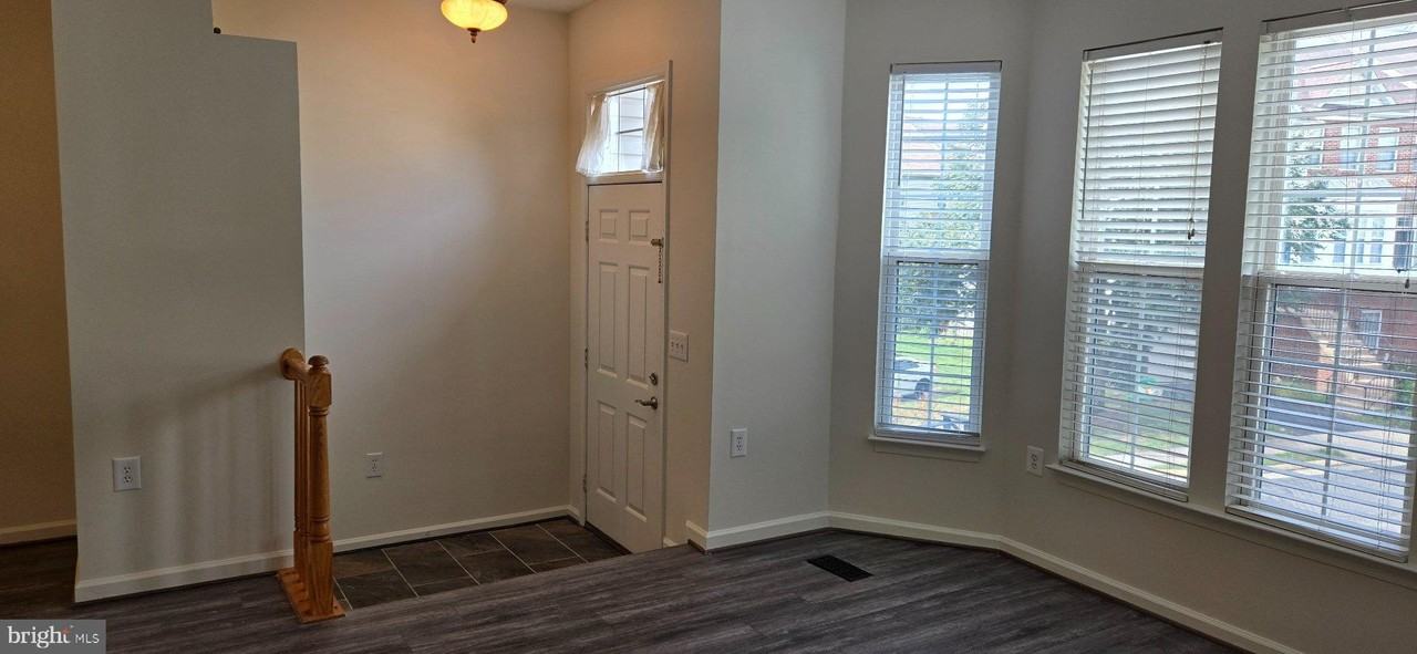 14610 Indian Summer Ct - Photo 5 of 30