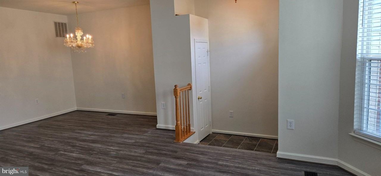 14610 Indian Summer Ct - Photo 6 of 30