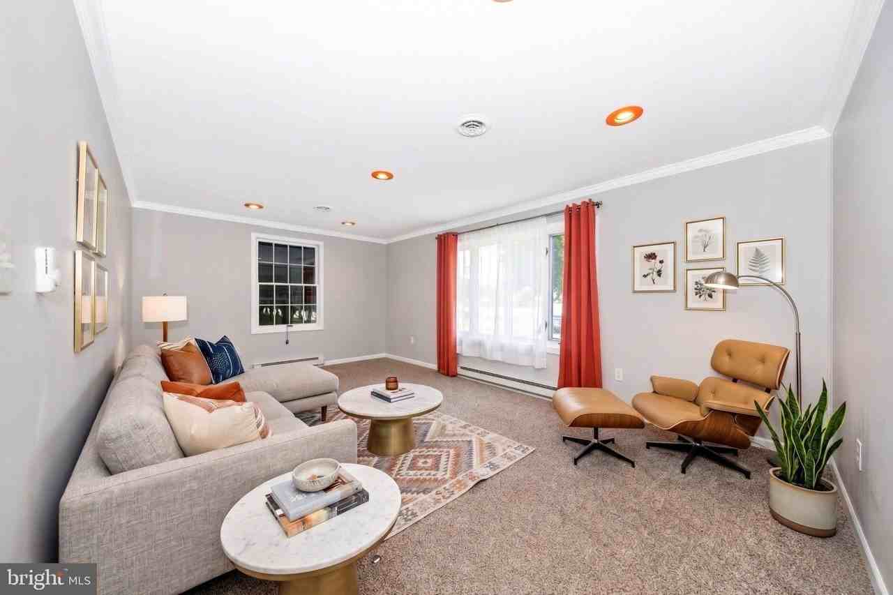 1545 Tuscawilla Dr - Photo 4 of 18