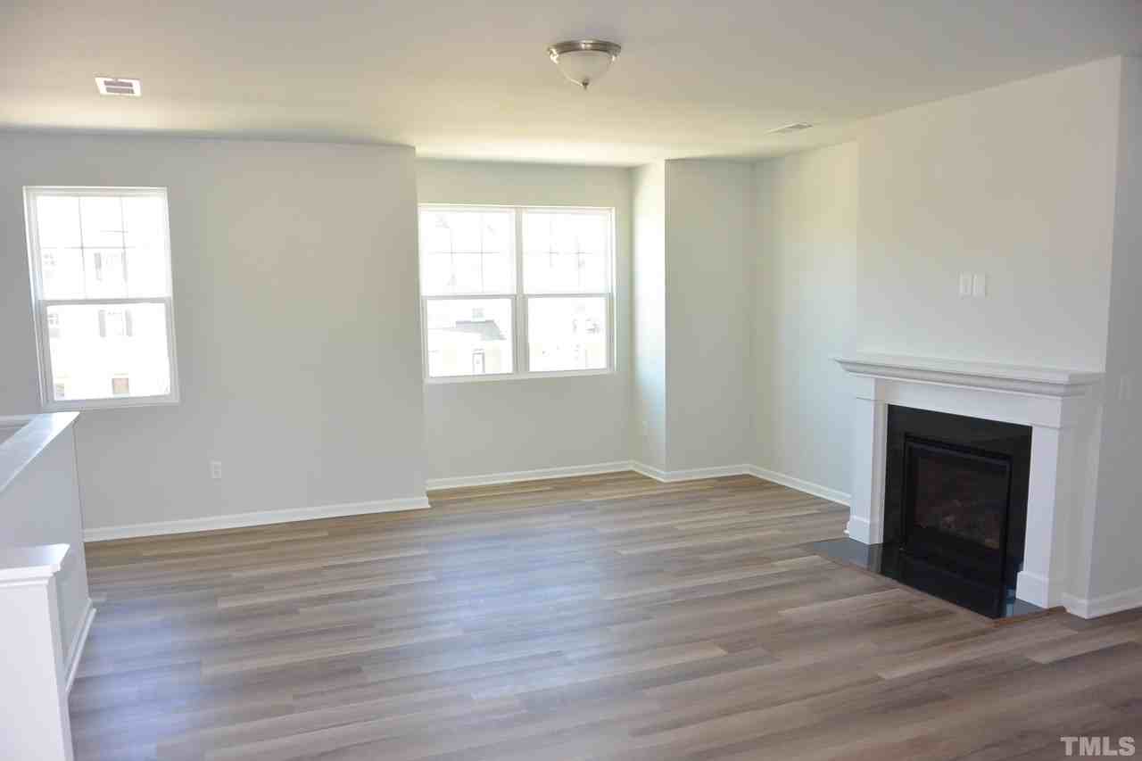2909 Great Lawn Rd - Photo 7 of 15