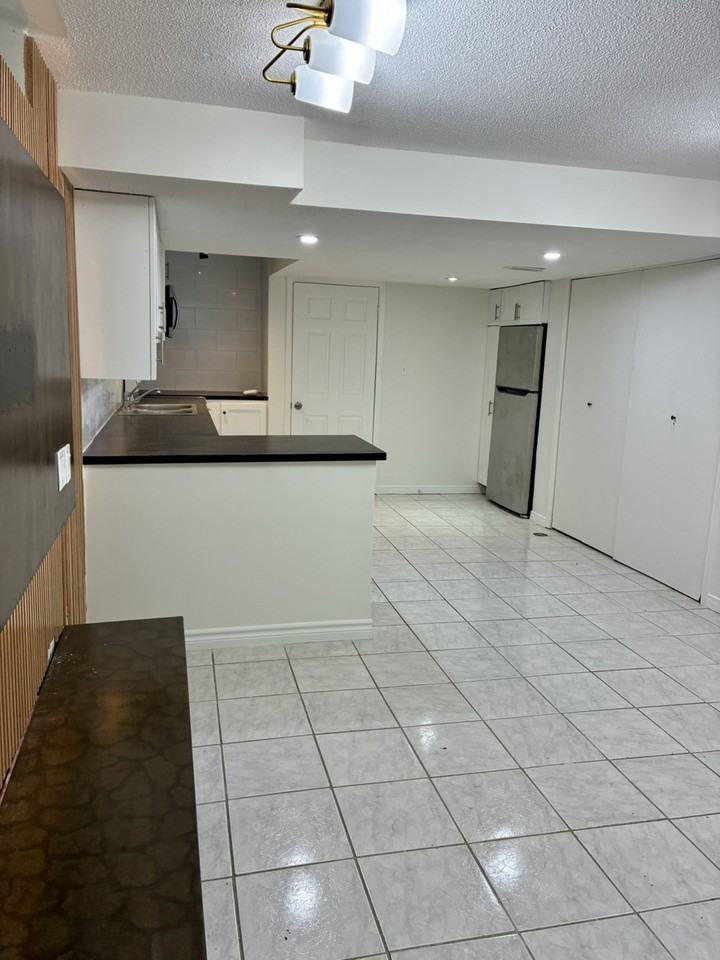 3894 Passway Rd - Photo 3 of 11