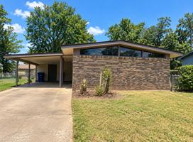 featured image of 222 Brookbriar Dr