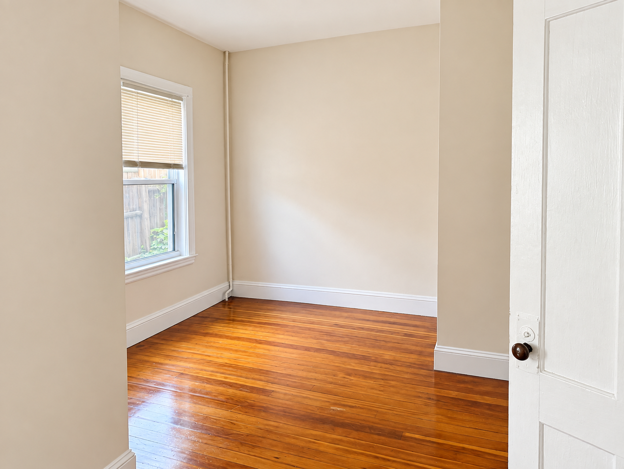 65 Catherine St #65 - Photo 4 of 23