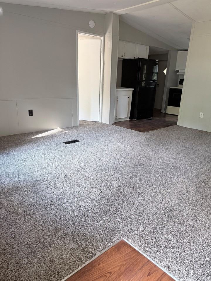 226 Adkins Cir #1 - Photo 3 of 9