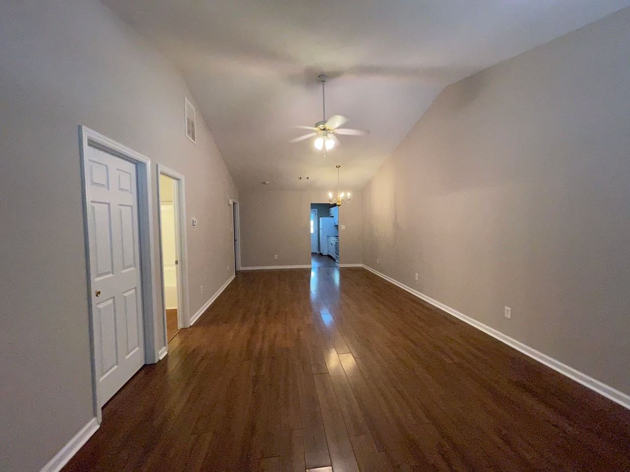 311 Beech Ln - Photo 4 of 14