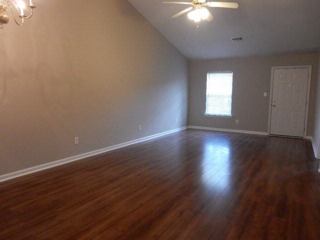 311 Beech Ln - Photo 5 of 14