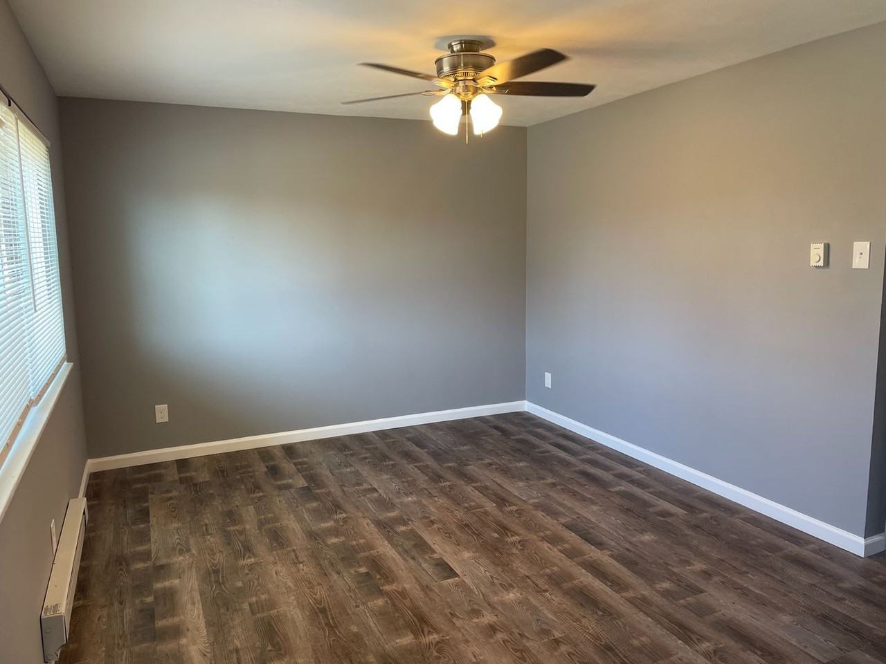 7340 Hazelcrest Dr - Photo 2 of 14