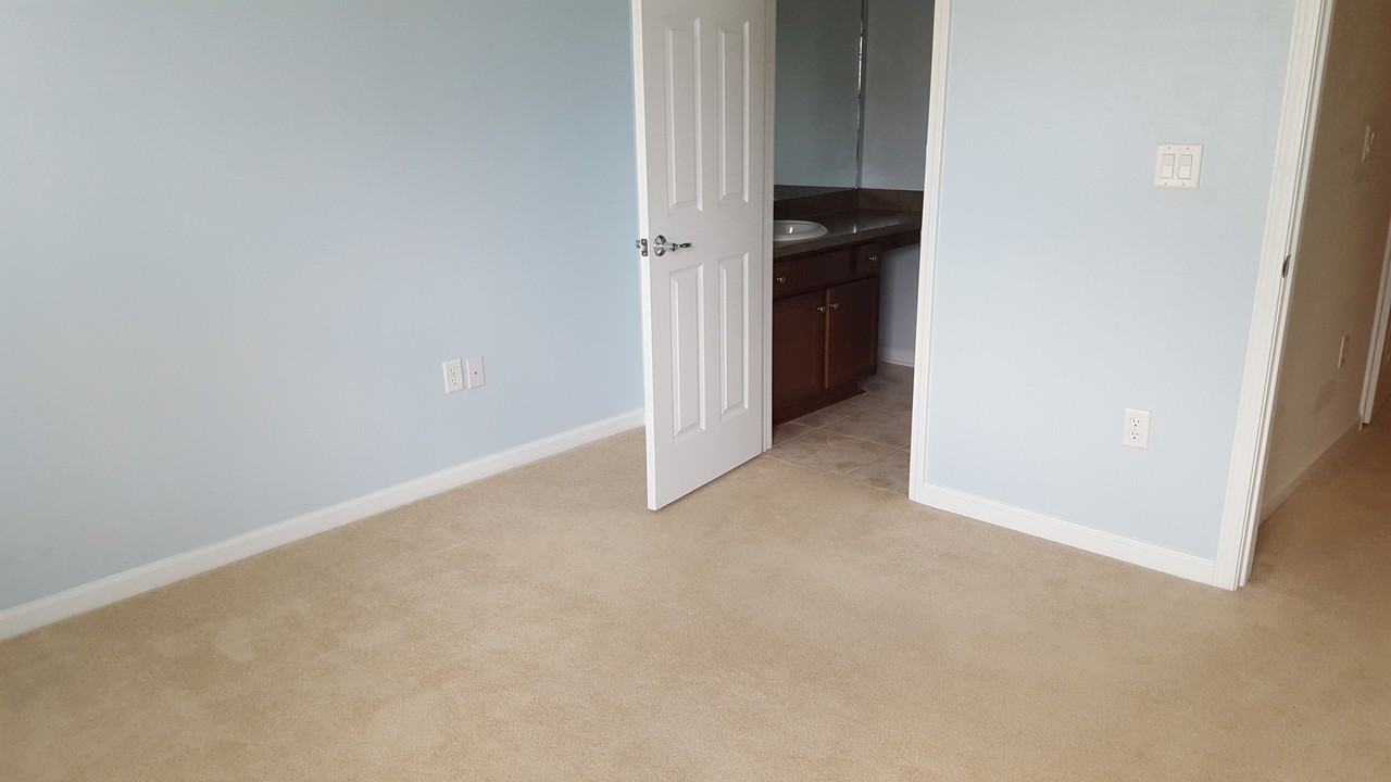 11441 Summerview Cir - Photo 6 of 11