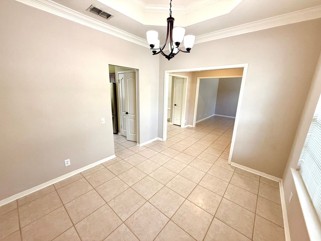 4410 Shavano Cross - Photo 5 of 40