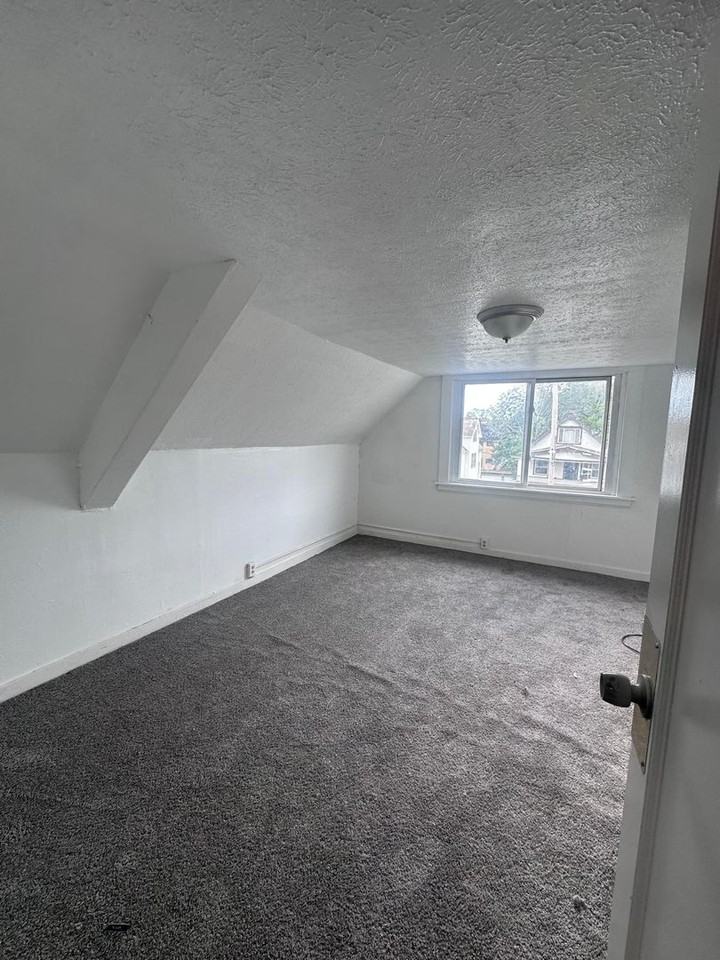 12905 Forest - Photo 5 of 14
