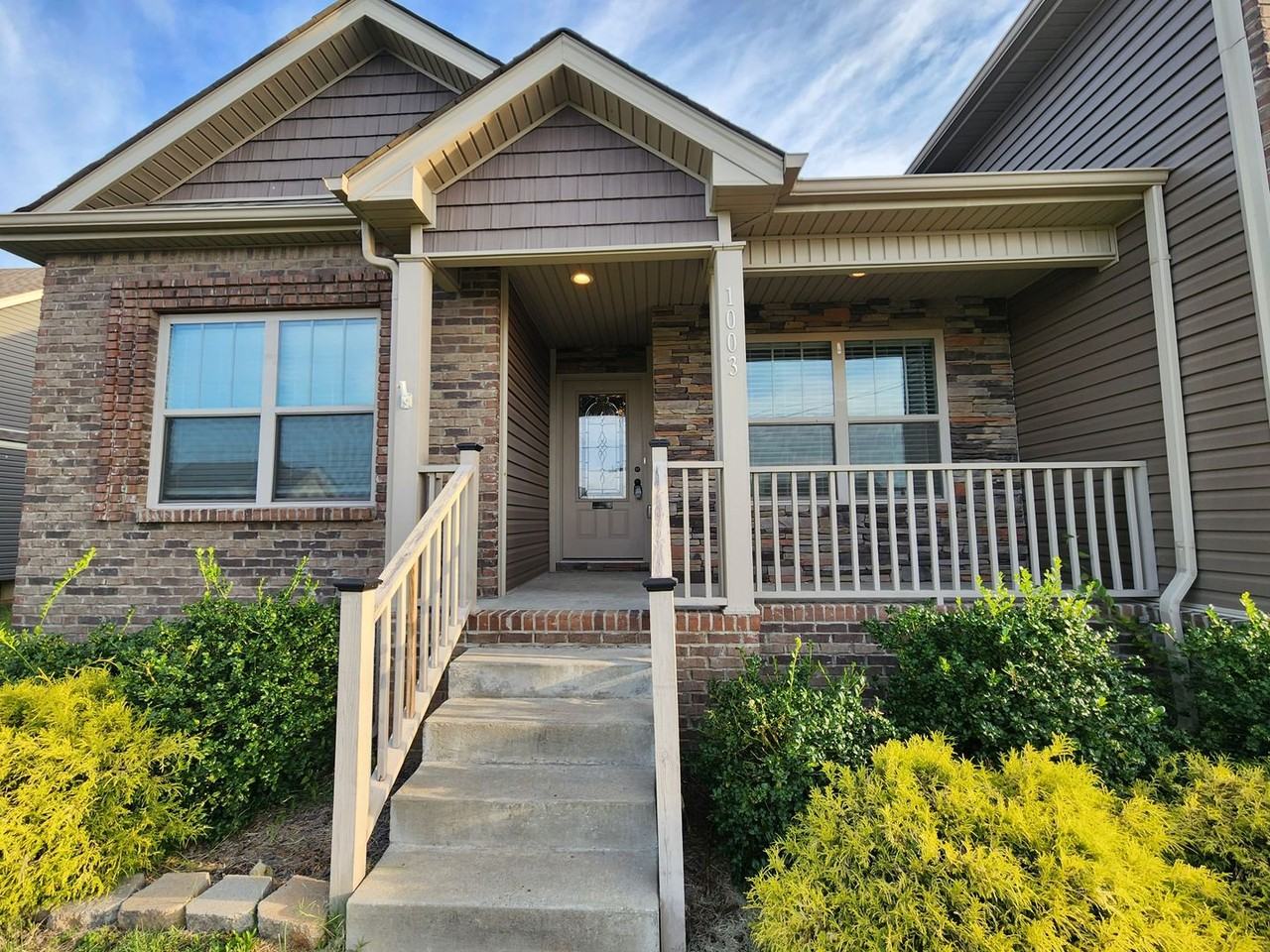 1003 Sunrise Dr - Photo 3 of 38