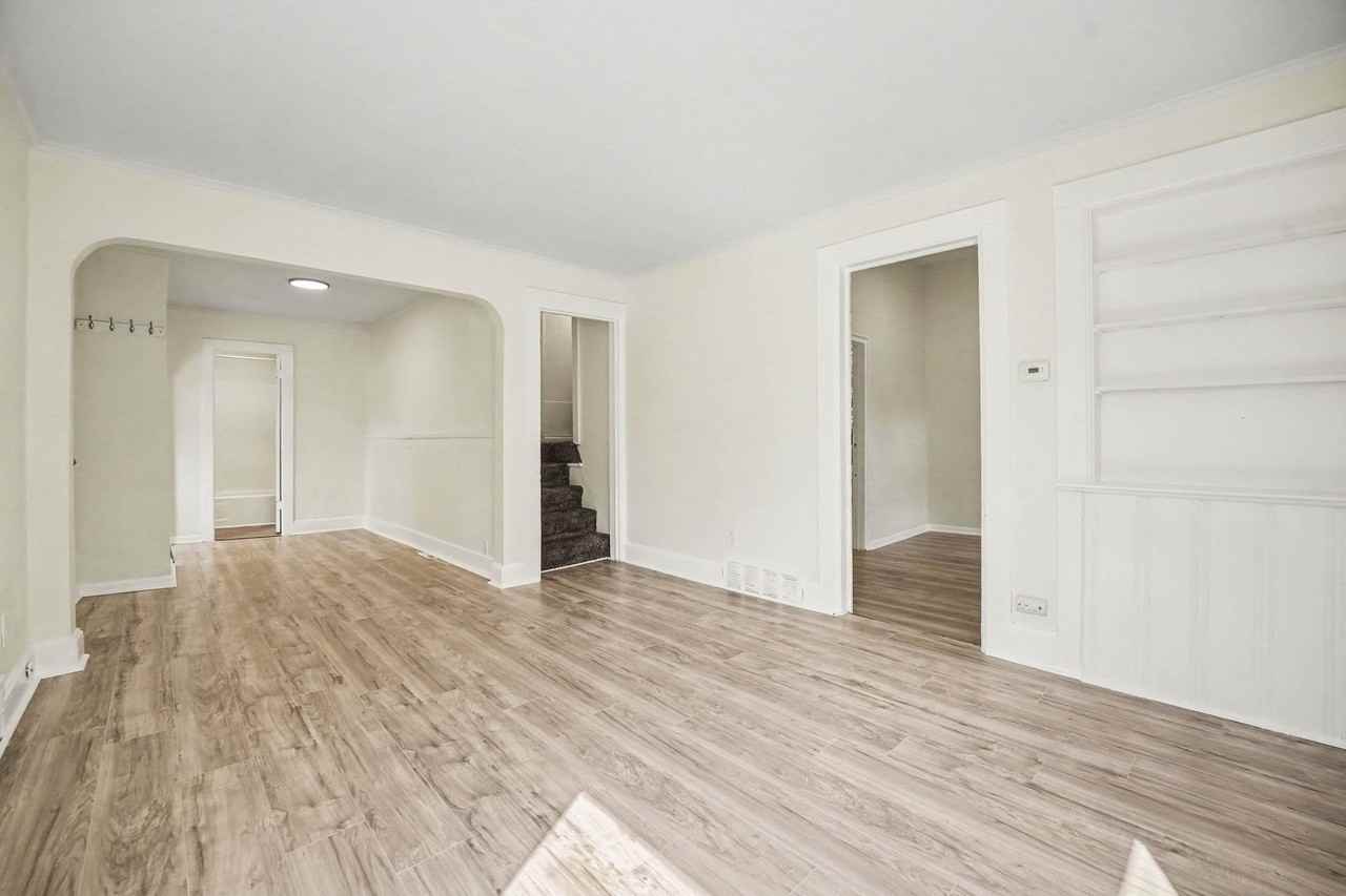 701 Meade St - Photo 4 of 23