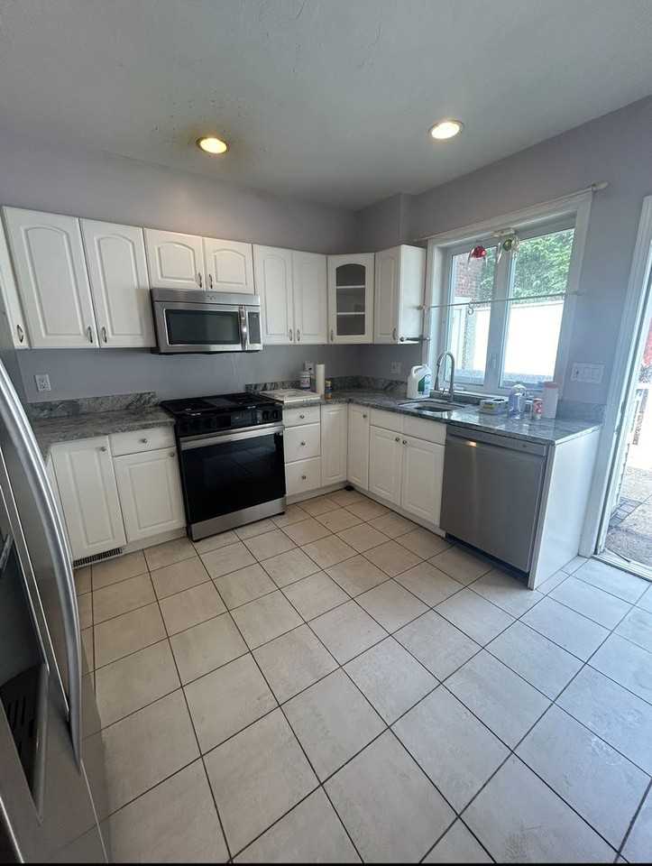 30 Cameron St - Photo 5 of 15