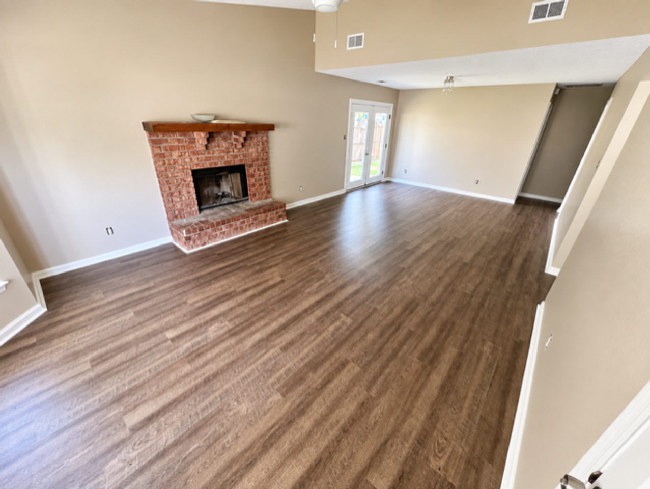 23 Daveitta Dr - Photo 2 of 13