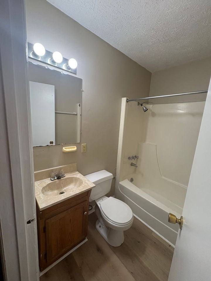 1305 Fulton Rd - Photo 4 of 6