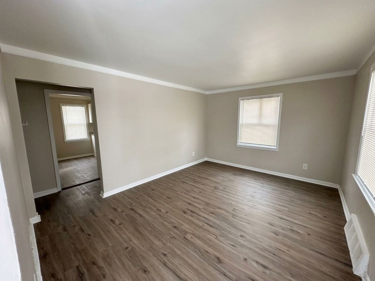 6348 Lodewyck St - Photo 2 of 16