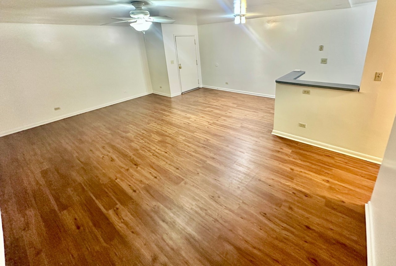 1215 Wertland Street - Photo 3 of 8