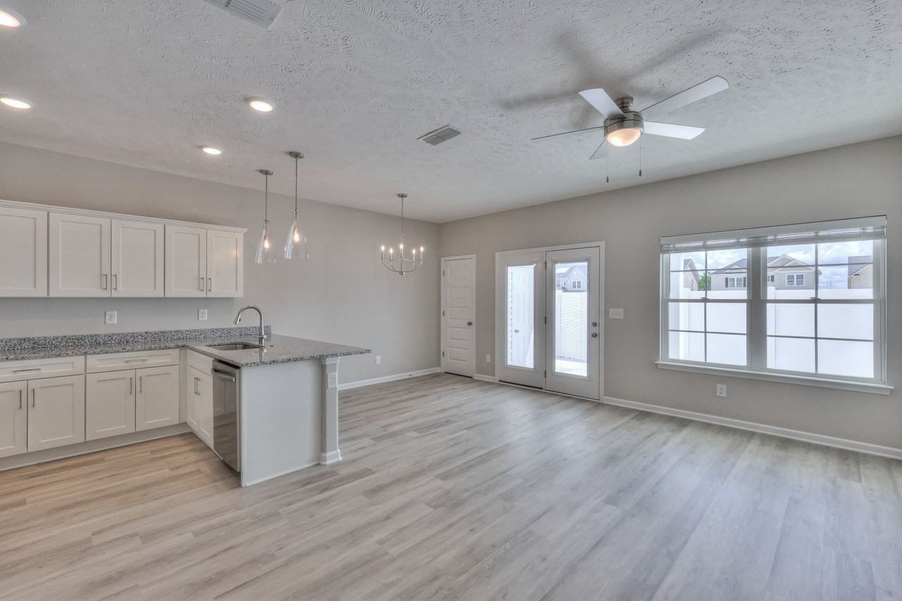 26 Hardwood Rd - Photo 5 of 22