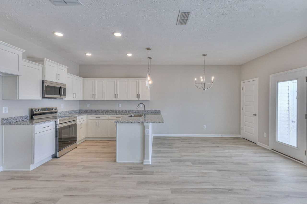 26 Hardwood Rd - Photo 6 of 22