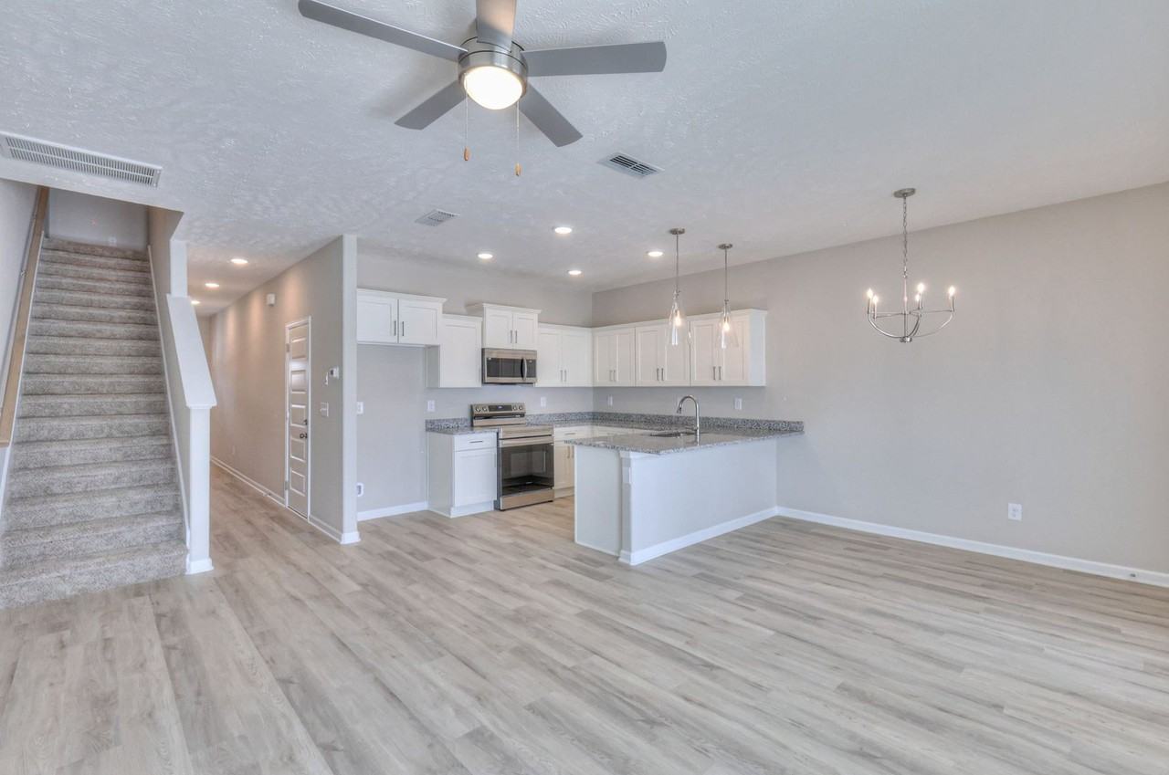 26 Hardwood Rd - Photo 7 of 22
