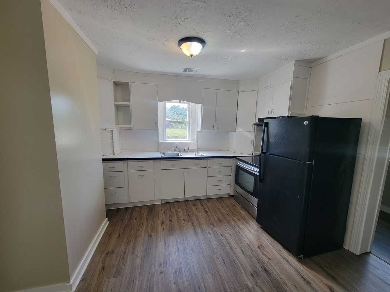 2133 Grand Blvd - Photo 7 of 13